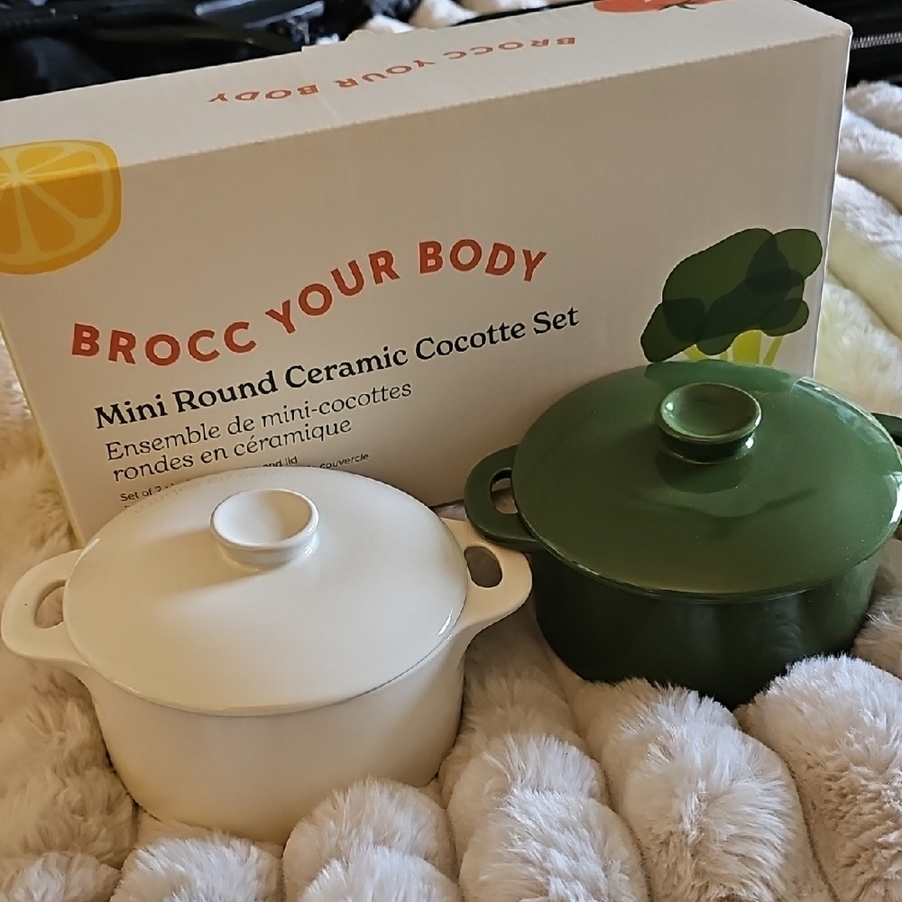 Mini Round Ceramic Cocotte Set - Green and White